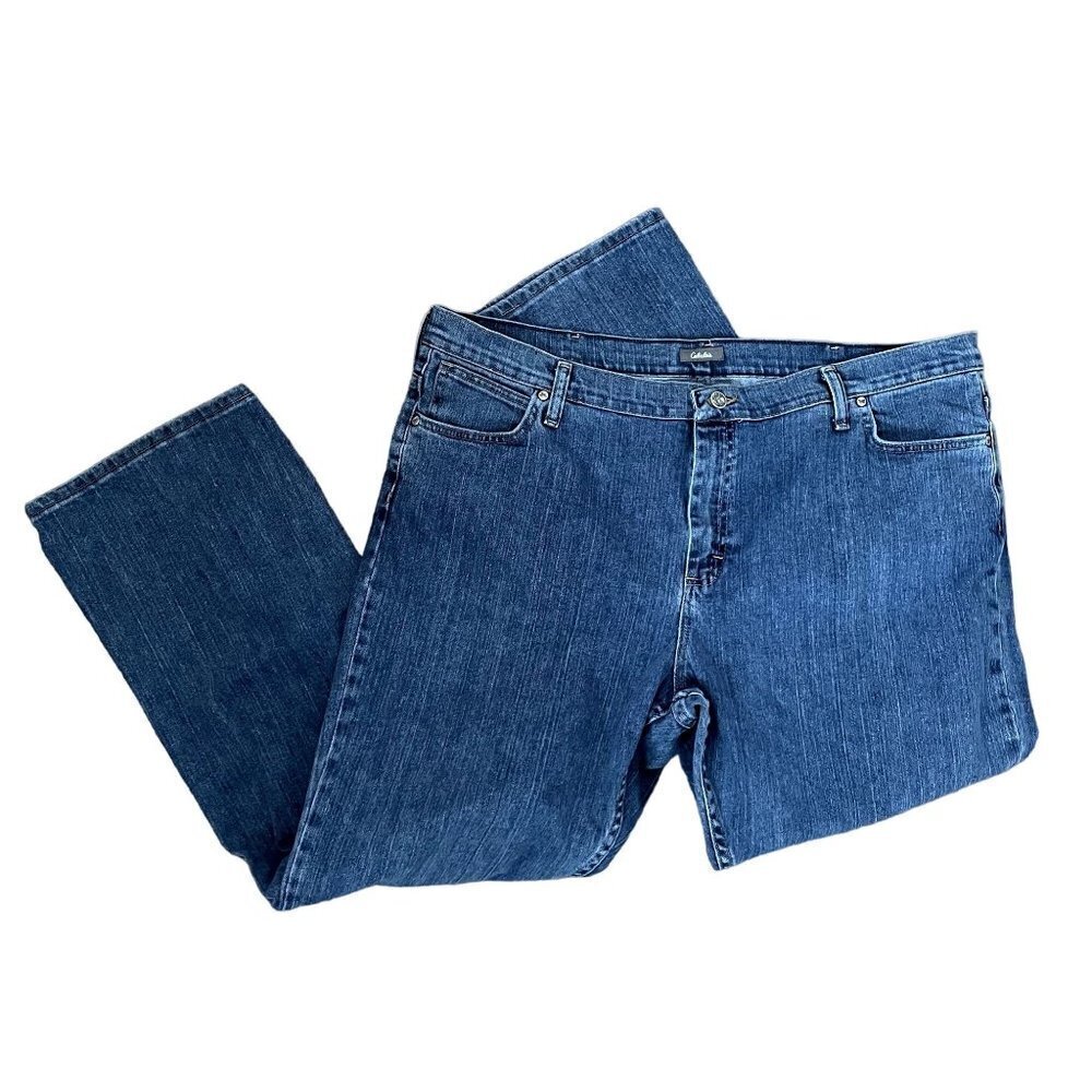 Cabela's medium wash blue denim jeans comfortable casual pockets summer style